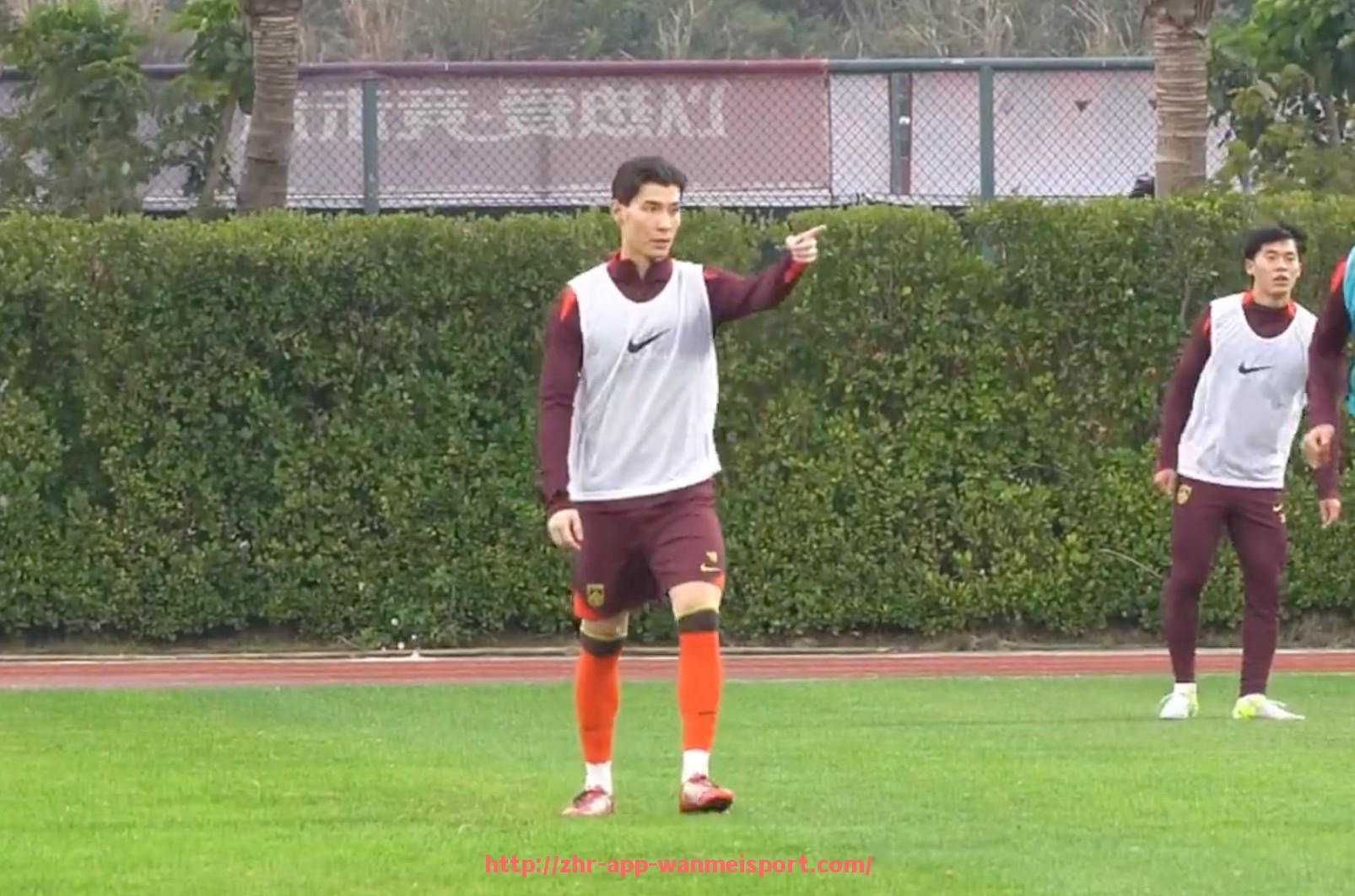 完美体育官方入口-法甲2025年赛季周末比赛安排：法甲2025赛季周末比赛的安排与亮点